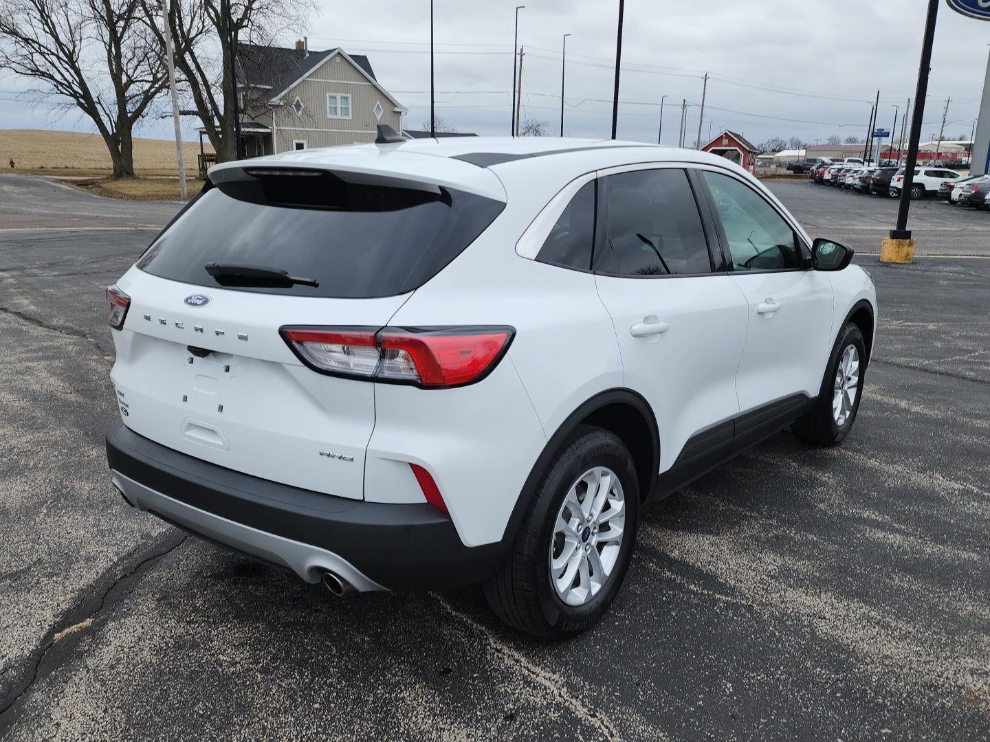 2022 Ford Escape SE