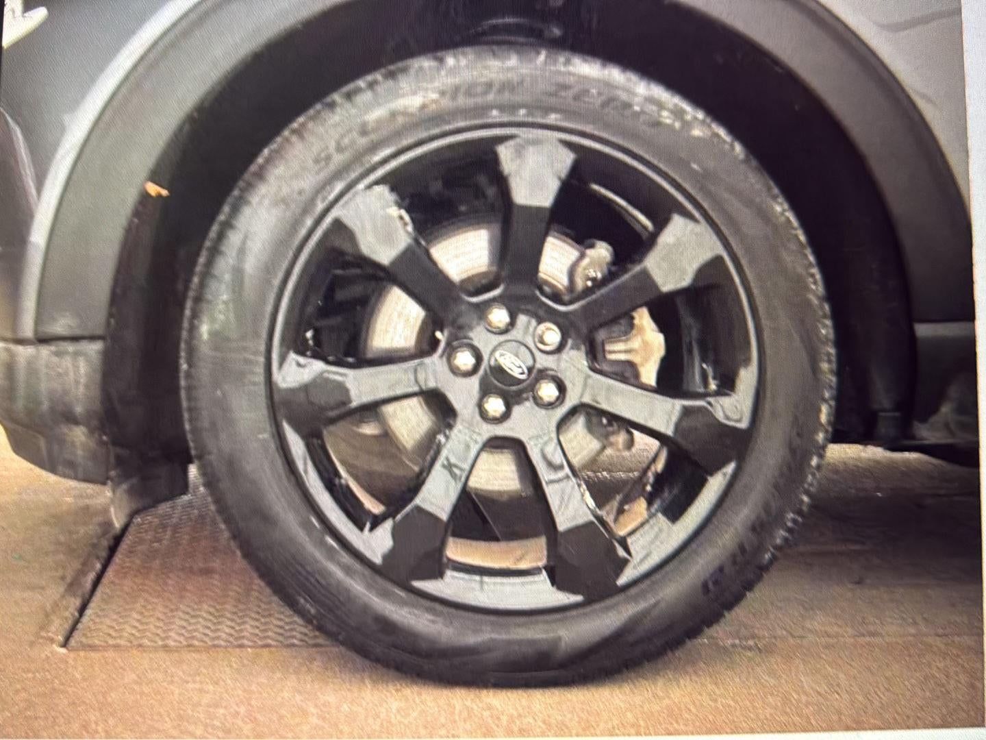 2024 Ford Explorer ST-Line