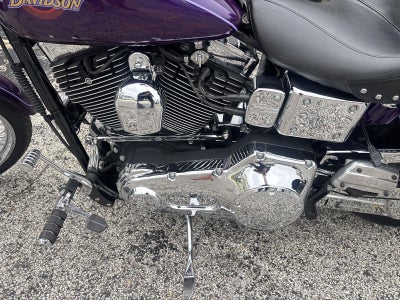 2000 HARLEY DAVIDSON FXDWG MOTORCYCLE