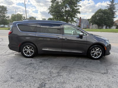 2019 Chrysler Pacifica Limited