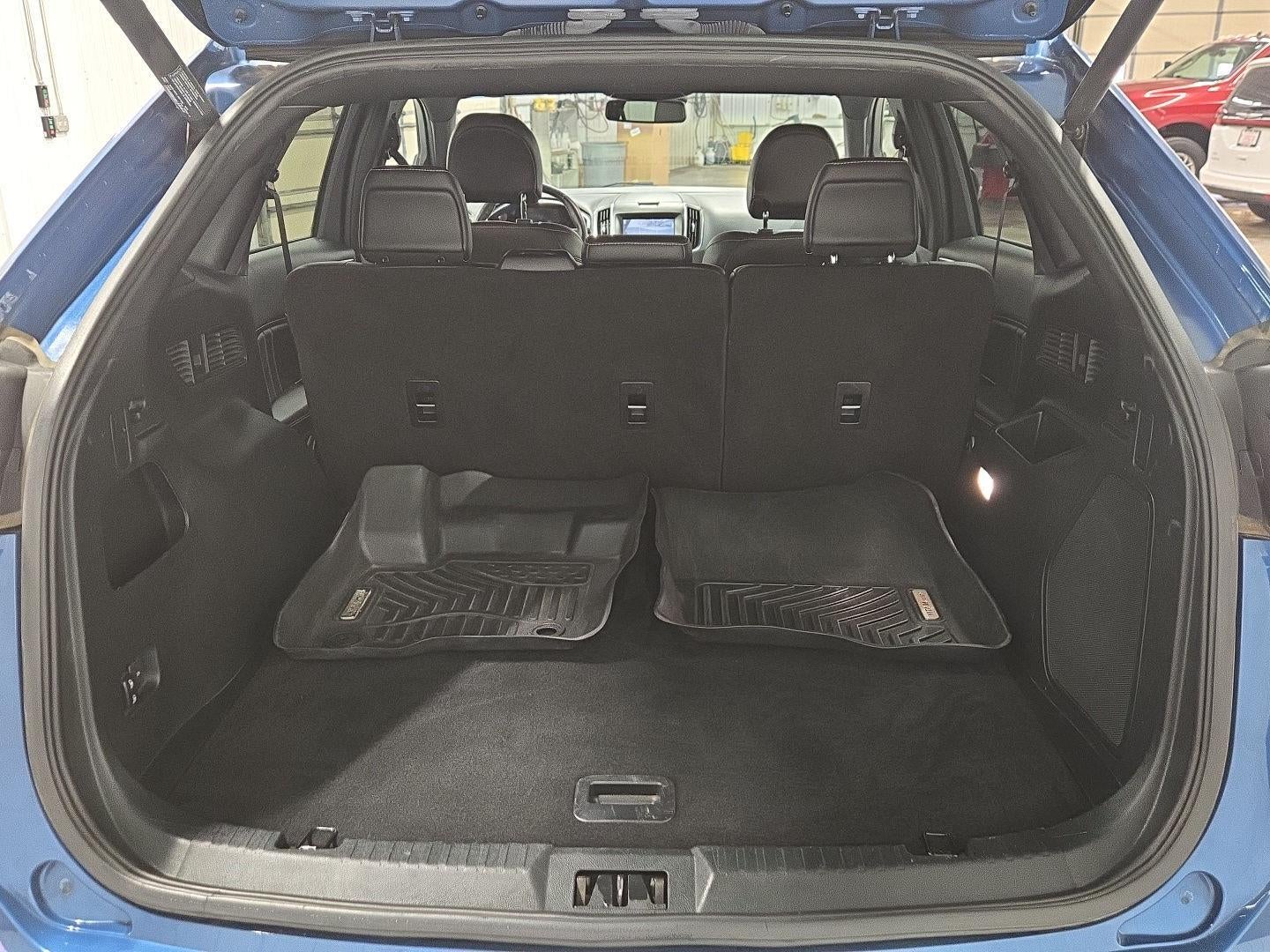 2019 Ford EDGE ST UTILI