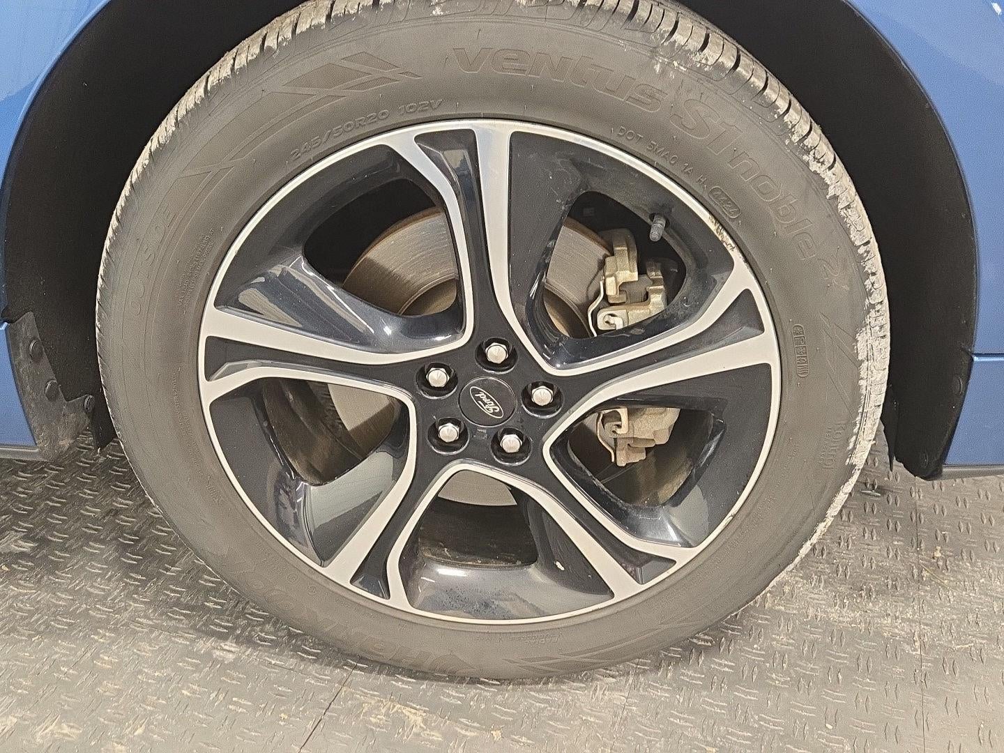 2019 Ford EDGE ST UTILI