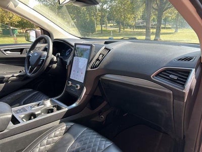 2023 Ford Edge Titanium