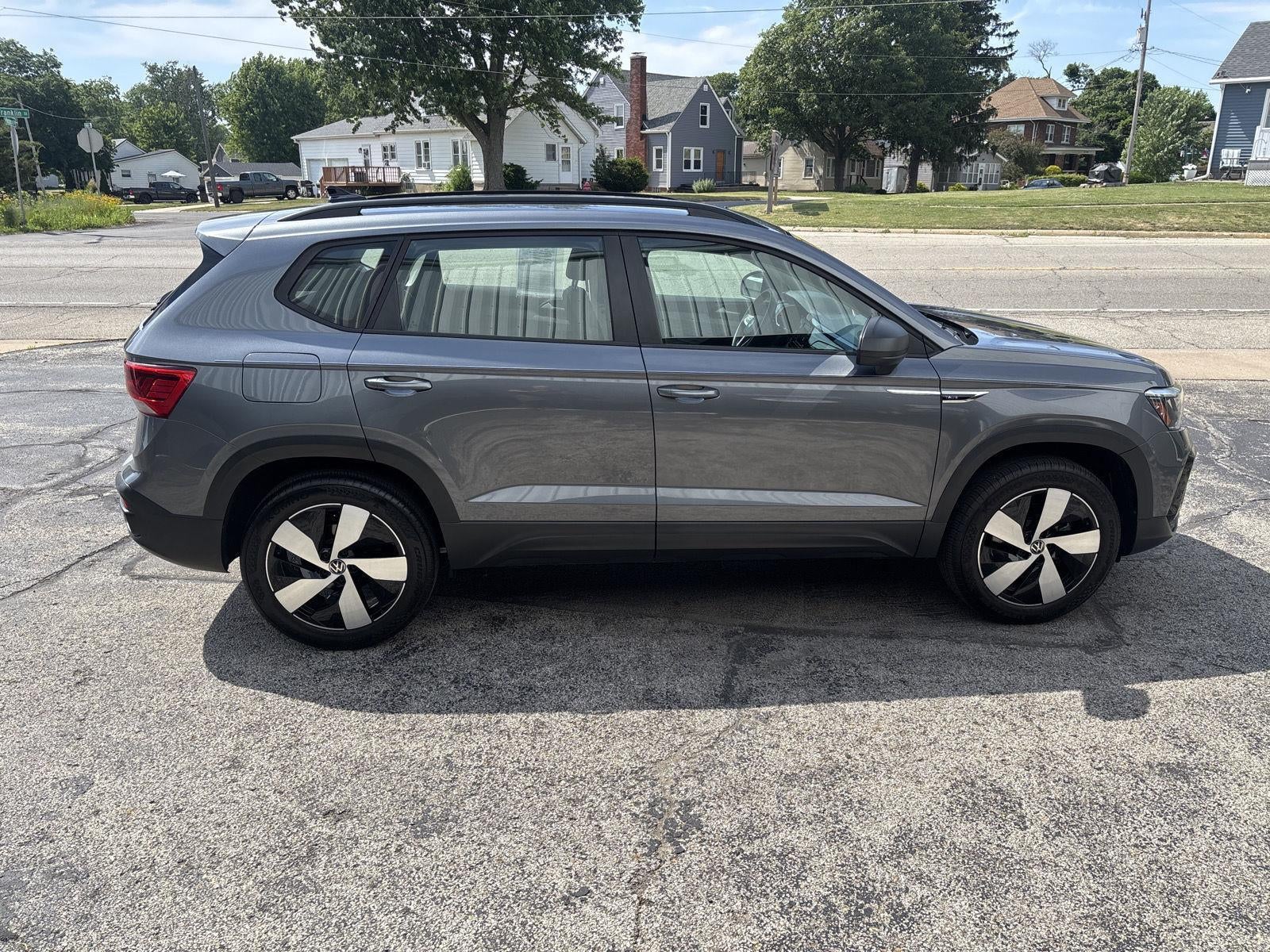 2024 Volkswagen Taos S