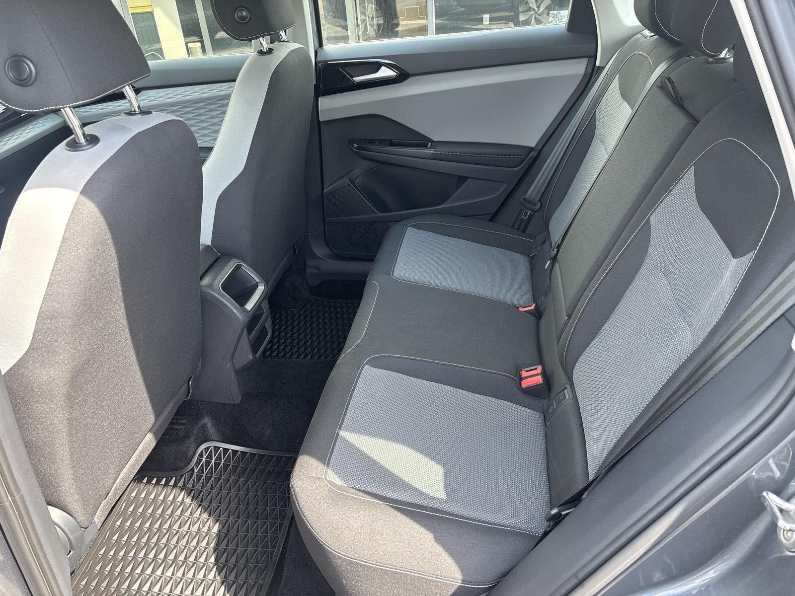 2024 Volkswagen Taos S