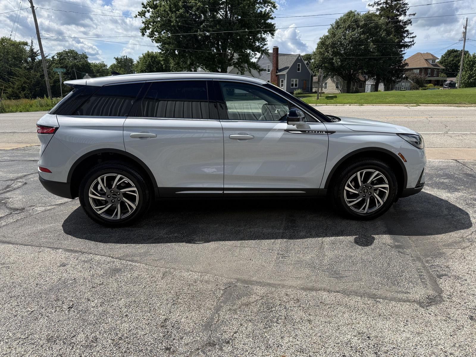 2025 Lincoln Corsair Premiere