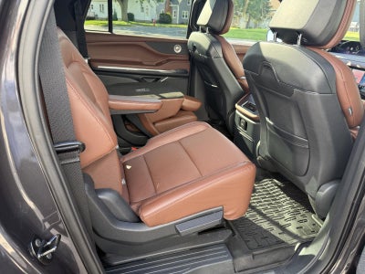 2025 Lincoln Navigator L Reserve