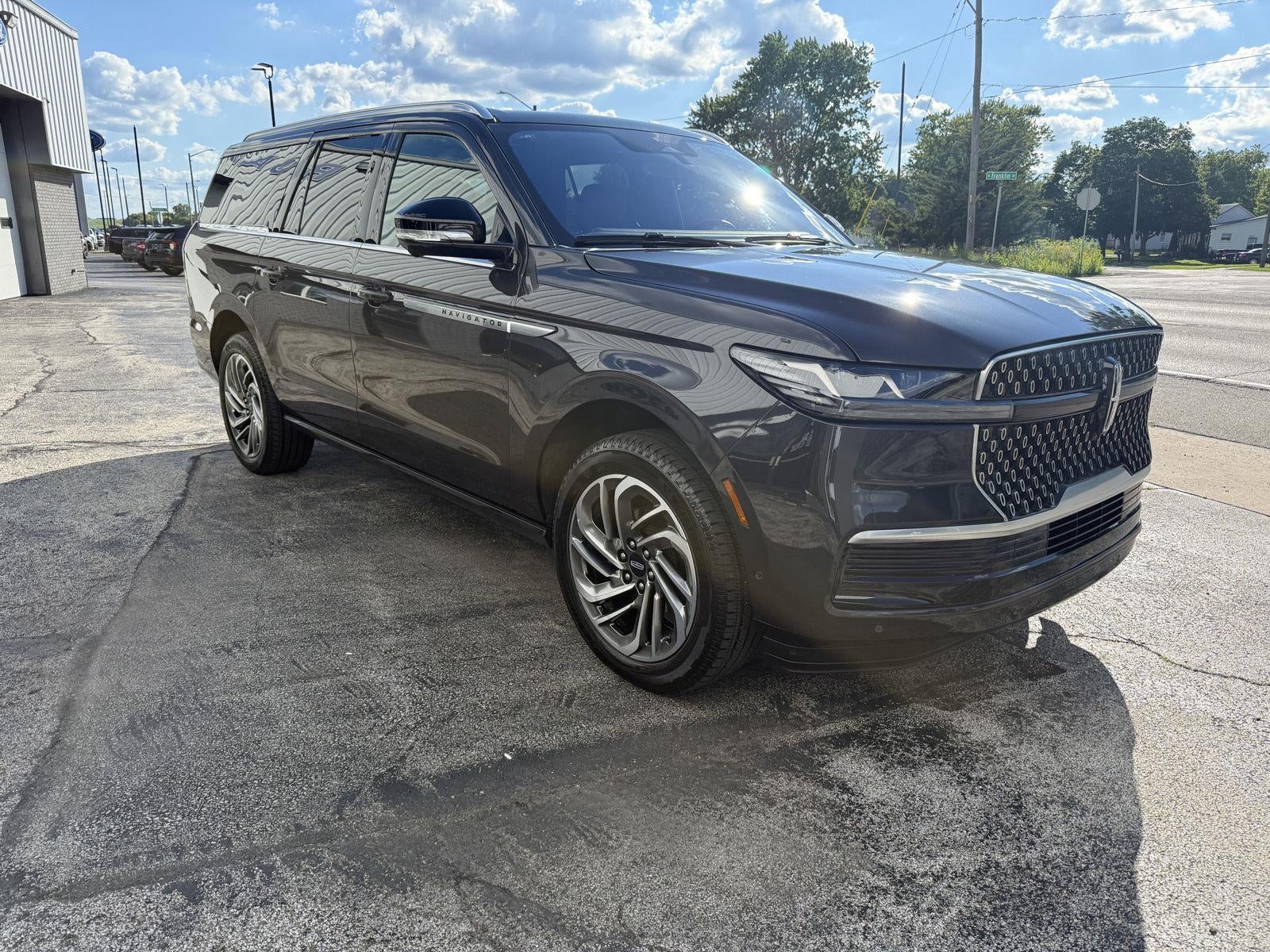 2025 Lincoln Navigator L Reserve