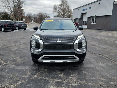 2024 Mitsubishi OUTLANDER SE BLACK EDITION FWD