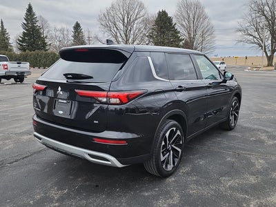 2024 Mitsubishi OUTLANDER SE BLACK EDITION FWD