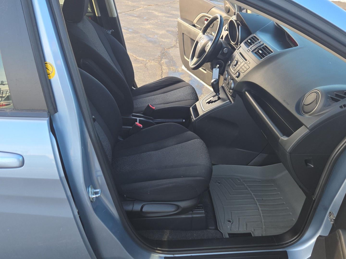 2012 Mazda Mazda5 Touring