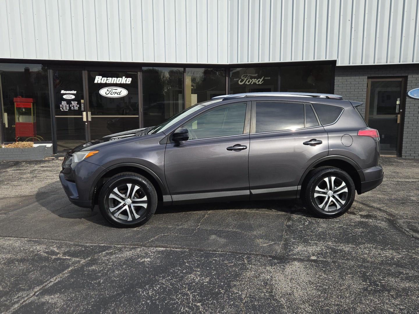 2017 Toyota RAV4 LE