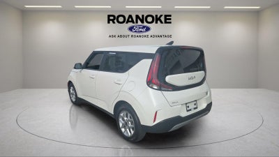 2025 Kia SOUL LX FWD