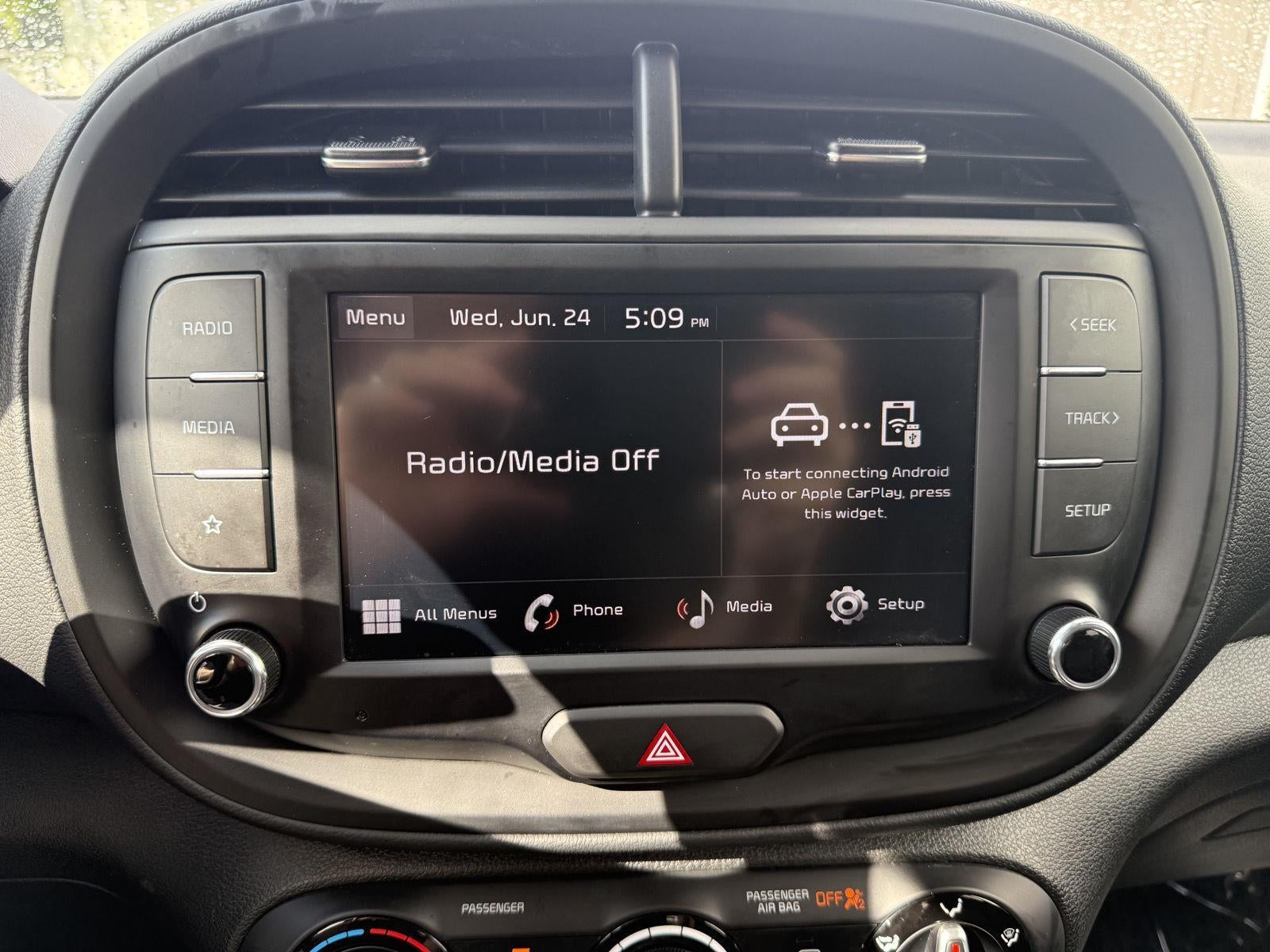 2025 Kia SOUL LX FWD