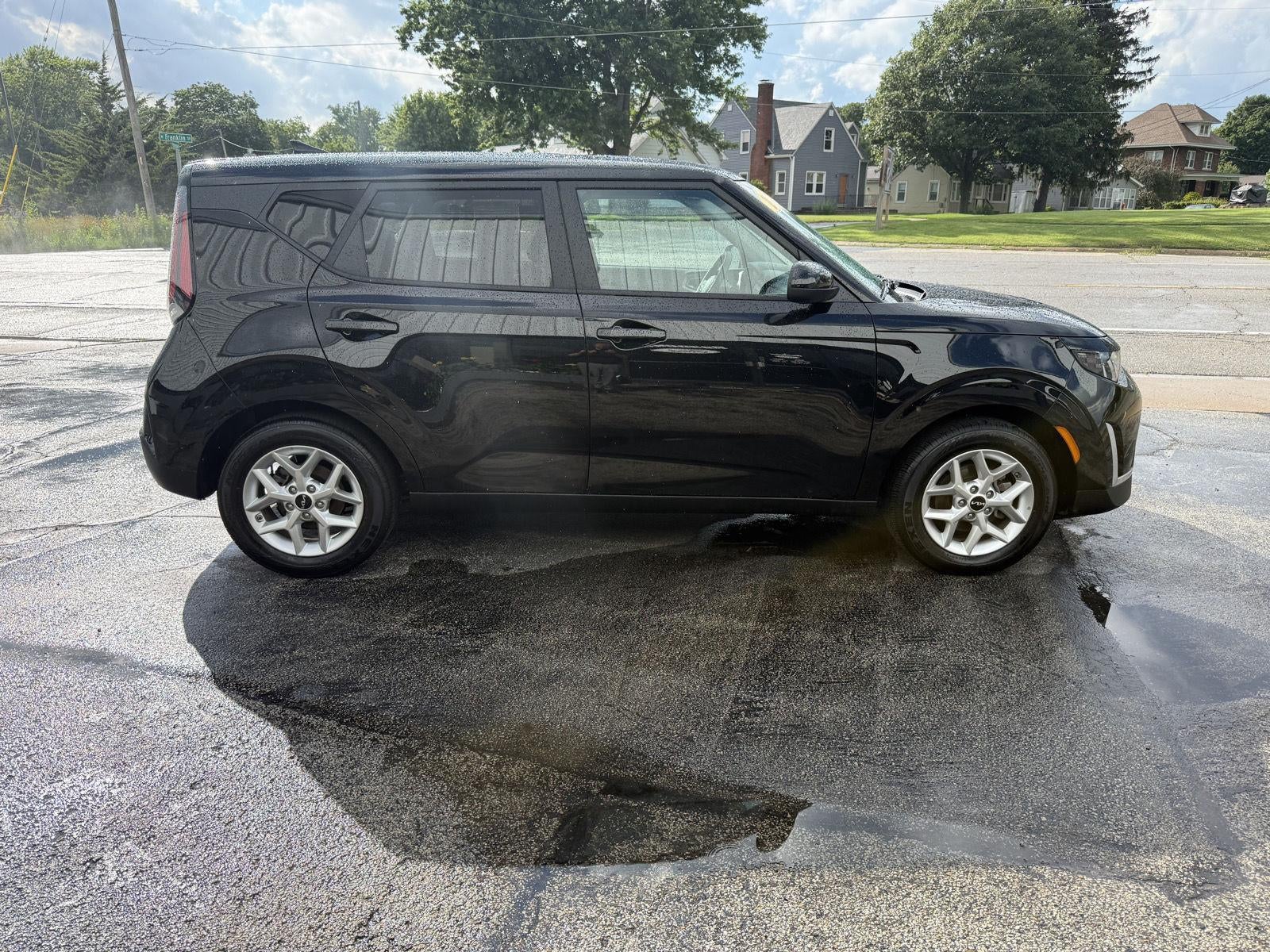 2025 Kia SOUL LX FWD