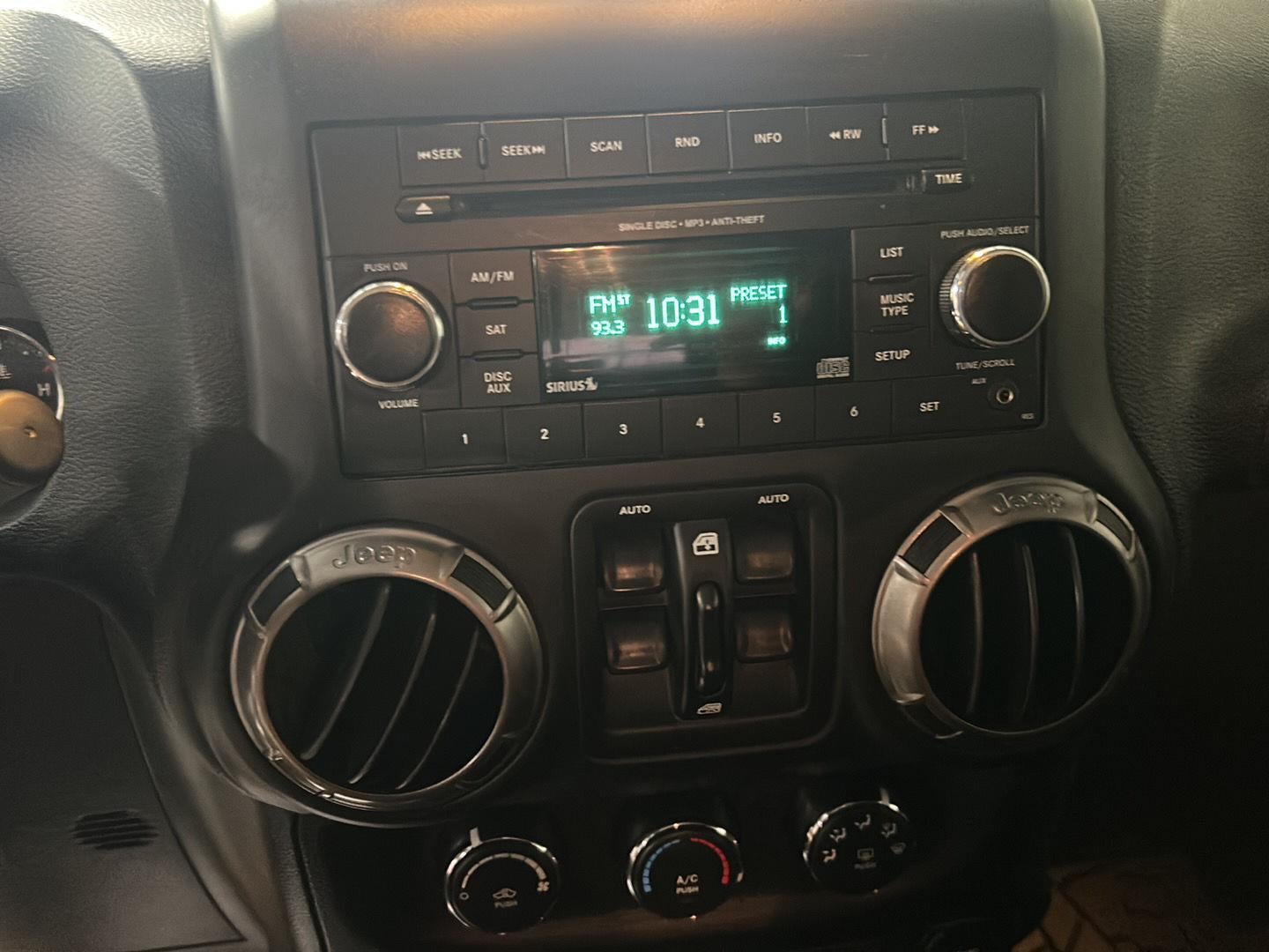 2018 Jeep Wrangler JK Unlimited Altitude