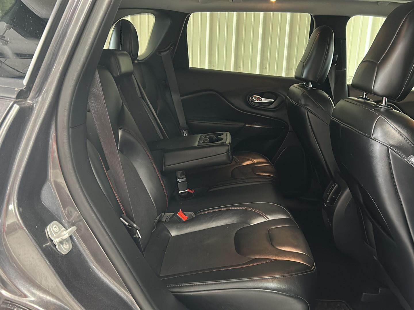 2022 Jeep Cherokee Trailhawk