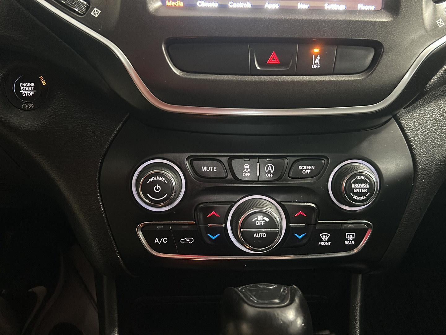 2022 Jeep Cherokee Trailhawk