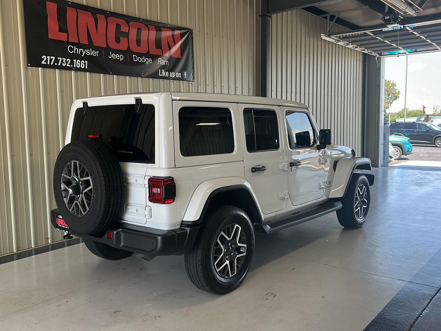 2024 Jeep Wrangler Sahara