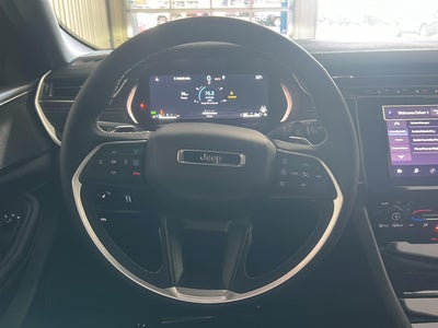 2026 Jeep Grand Cherokee Laredo