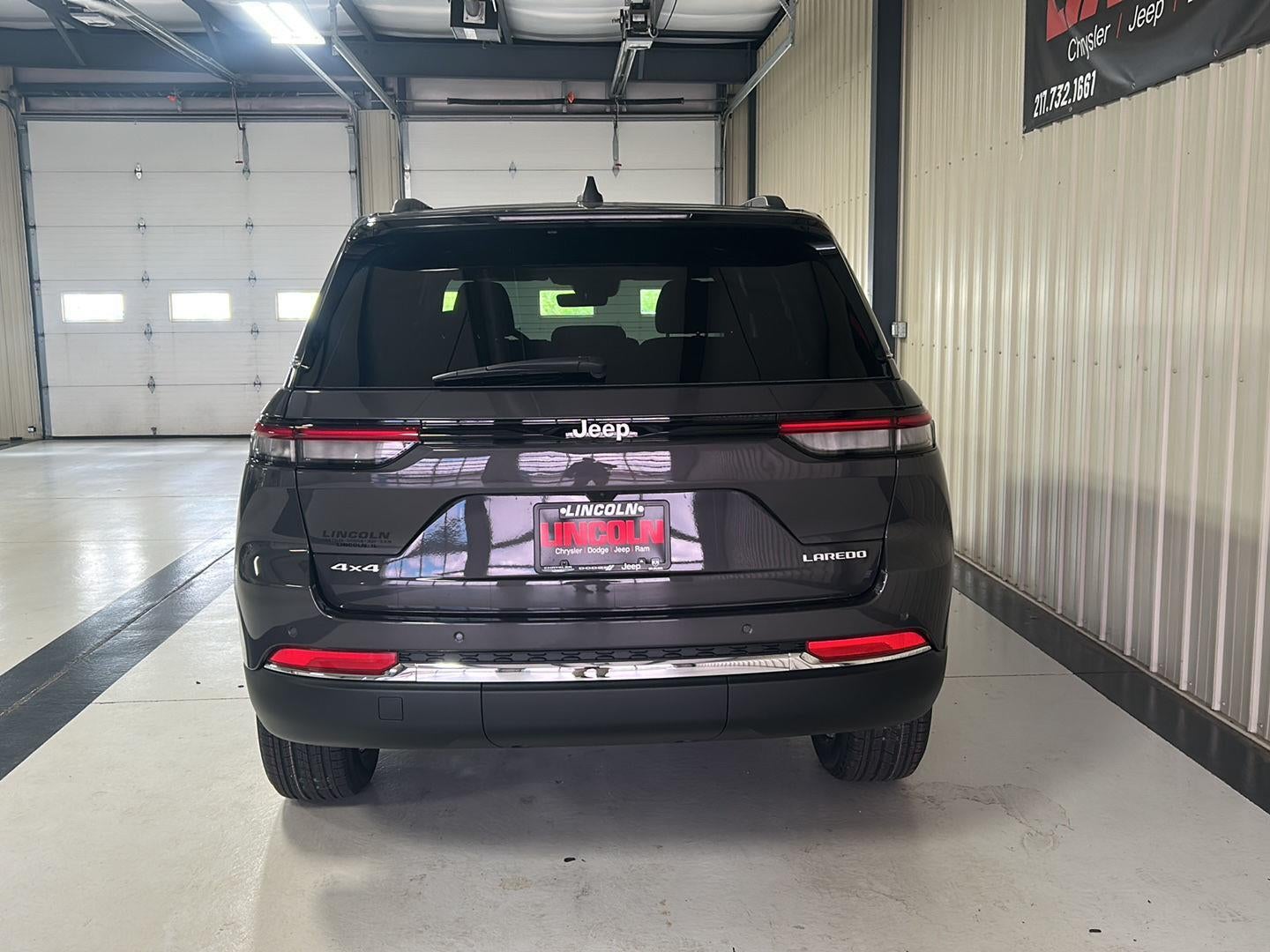 2026 Jeep Grand Cherokee Laredo