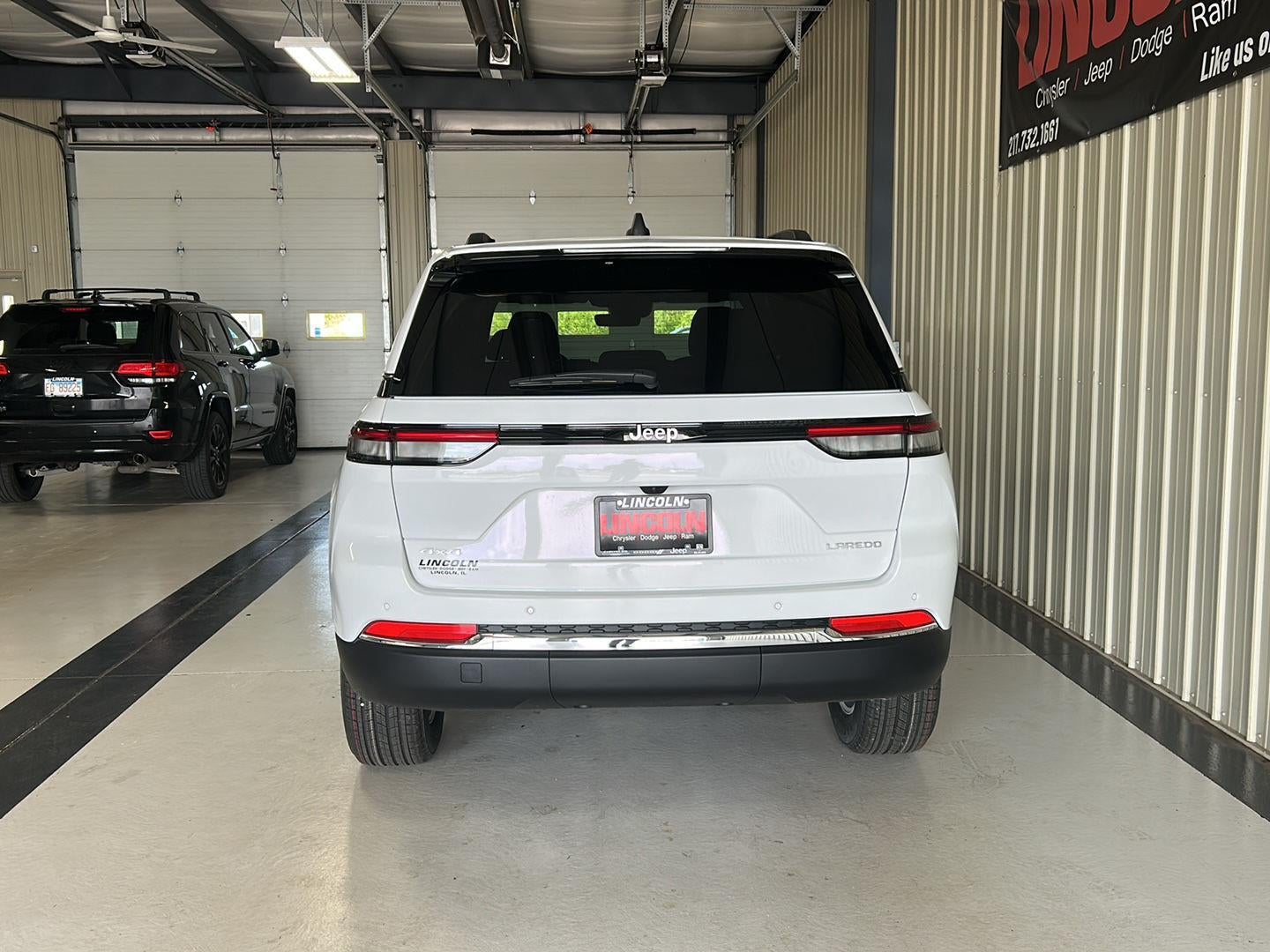 2026 Jeep Grand Cherokee Laredo