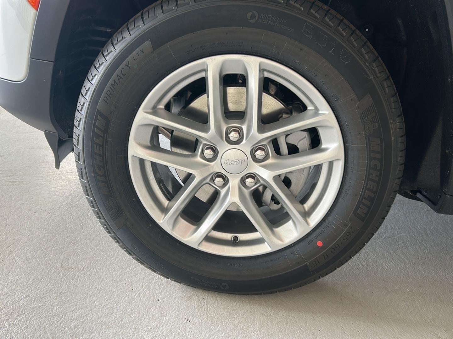 2026 Jeep Grand Cherokee Laredo