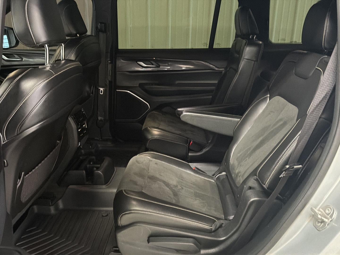 2021 Jeep Grand Cherokee L Altitude