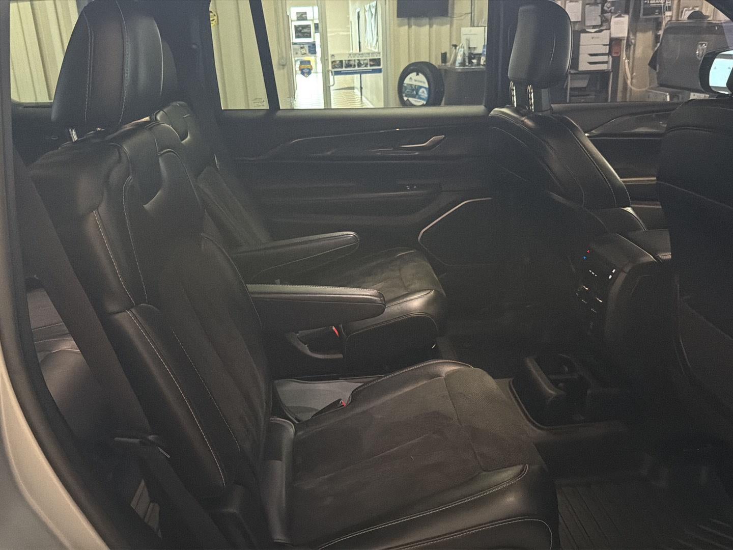 2021 Jeep Grand Cherokee L Altitude