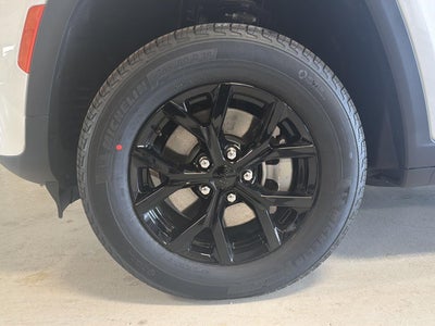 2026 Jeep Grand Cherokee L Laredo Altitude