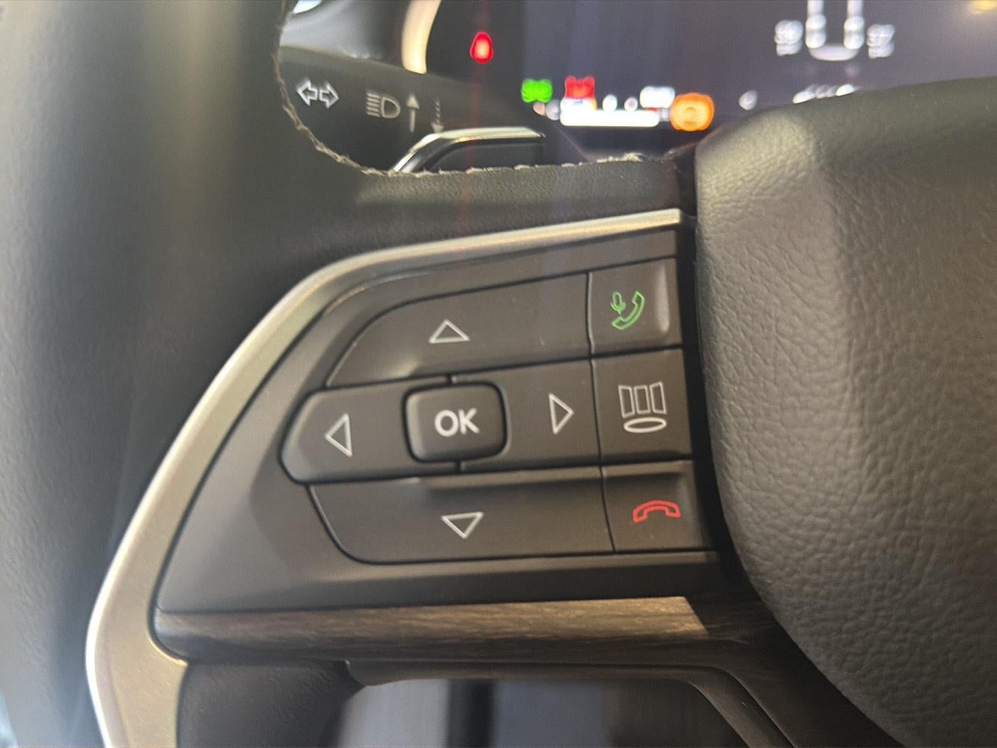 2026 Jeep Grand Cherokee L Laredo Altitude