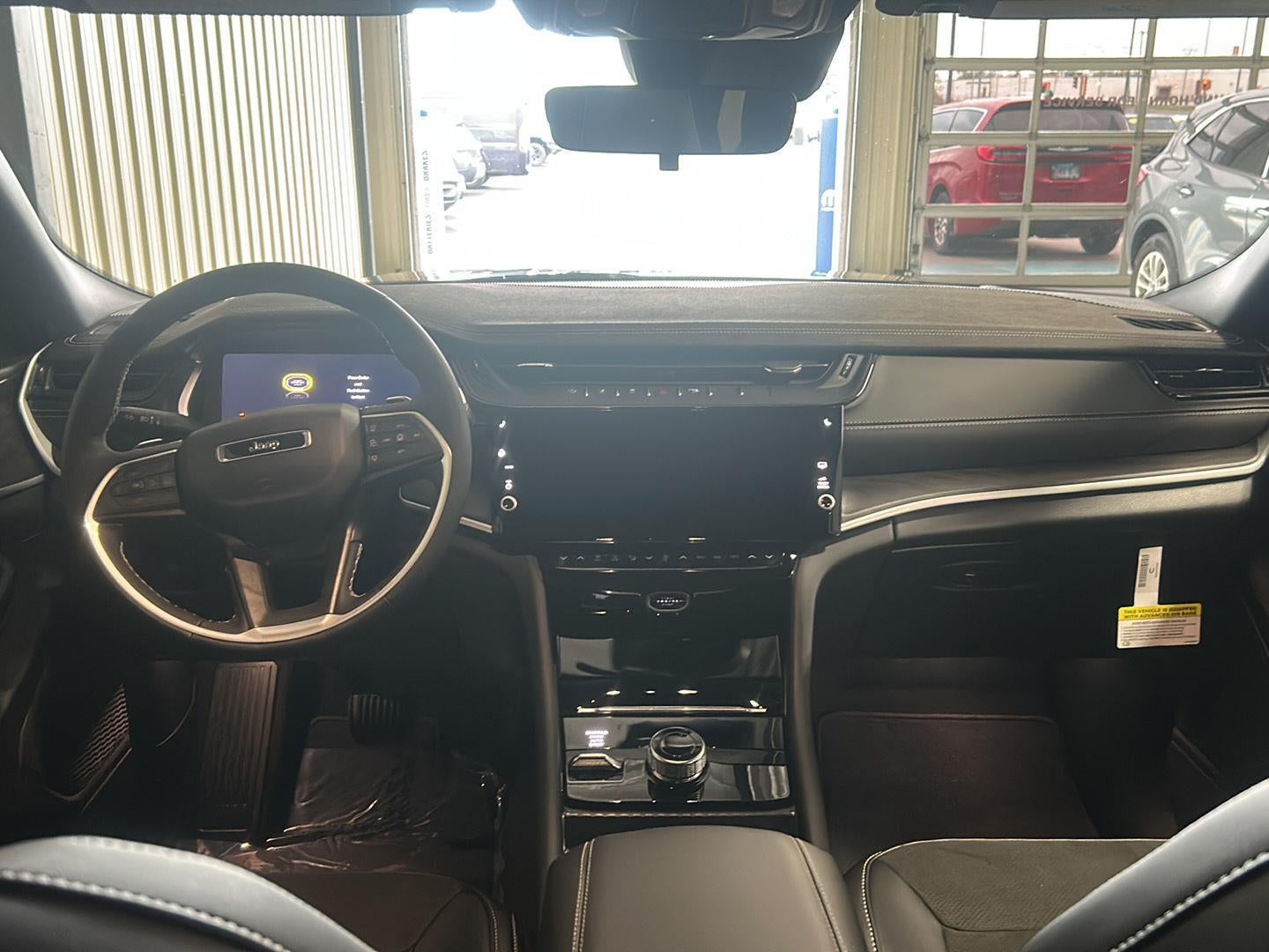 2026 Jeep Grand Cherokee L Laredo Altitude