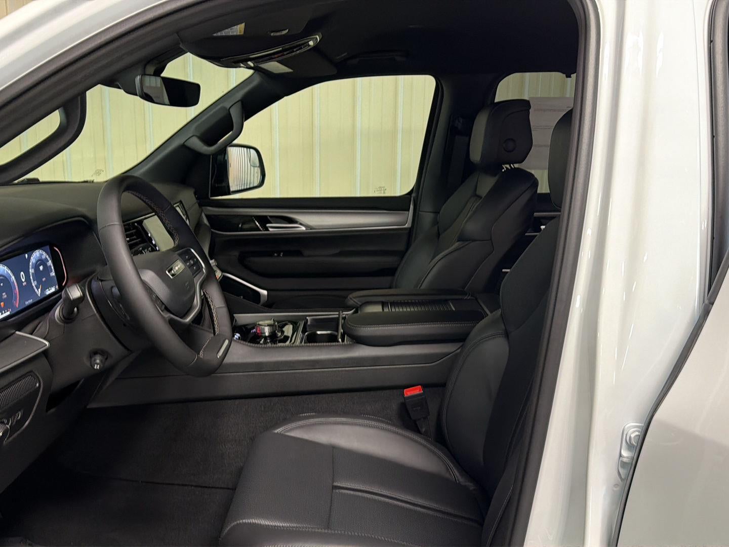 2026 Jeep Grand Wagoneer Limited Altitude