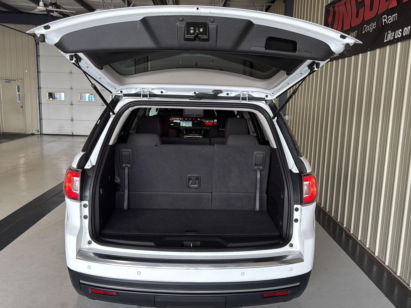 2016 GMC Acadia SL