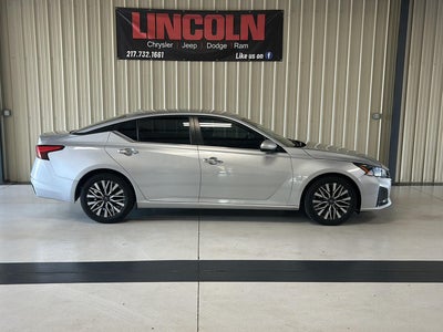 2023 Nissan Altima 2.5 SV