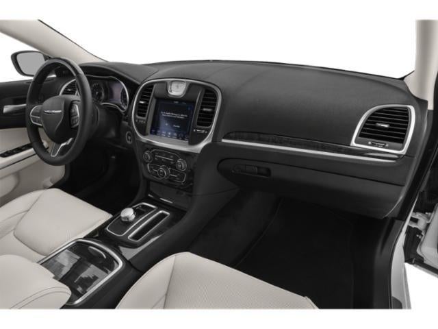 2019 Chrysler 300 Touring