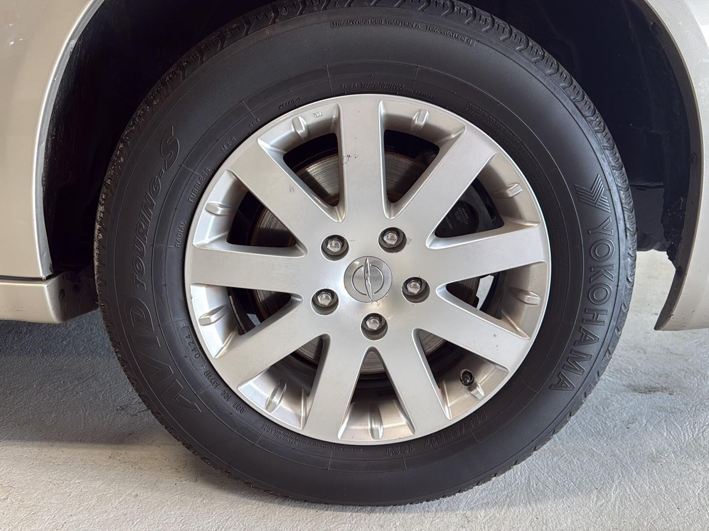 2016 Chrysler Town & Country Touring