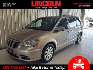 2016 Chrysler Town &amp; Country Touring
