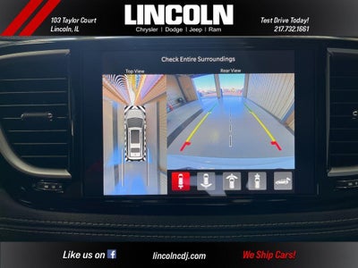 2026 Chrysler Pacifica Select