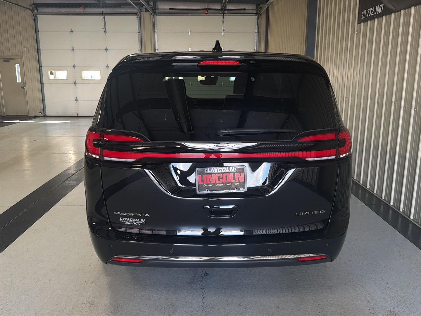 2026 Chrysler Pacifica Limited