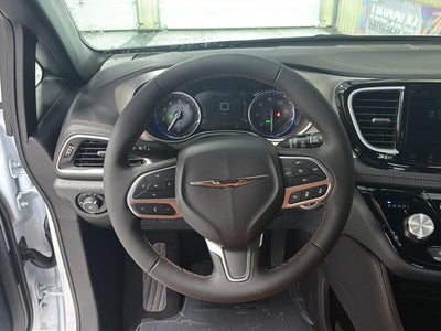 2026 Chrysler Pacifica Pinnacle