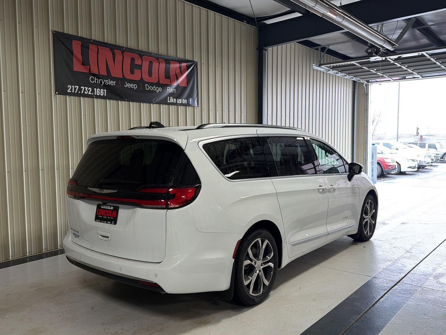 2026 Chrysler Pacifica Pinnacle