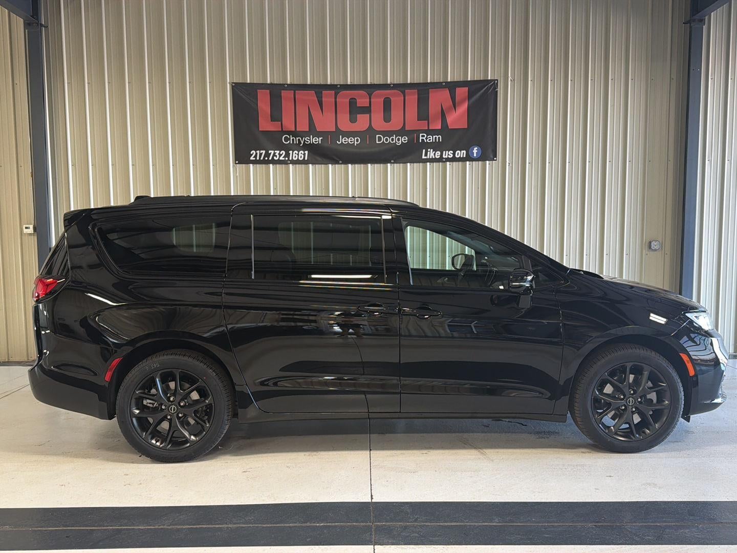 2026 Chrysler Pacifica Limited