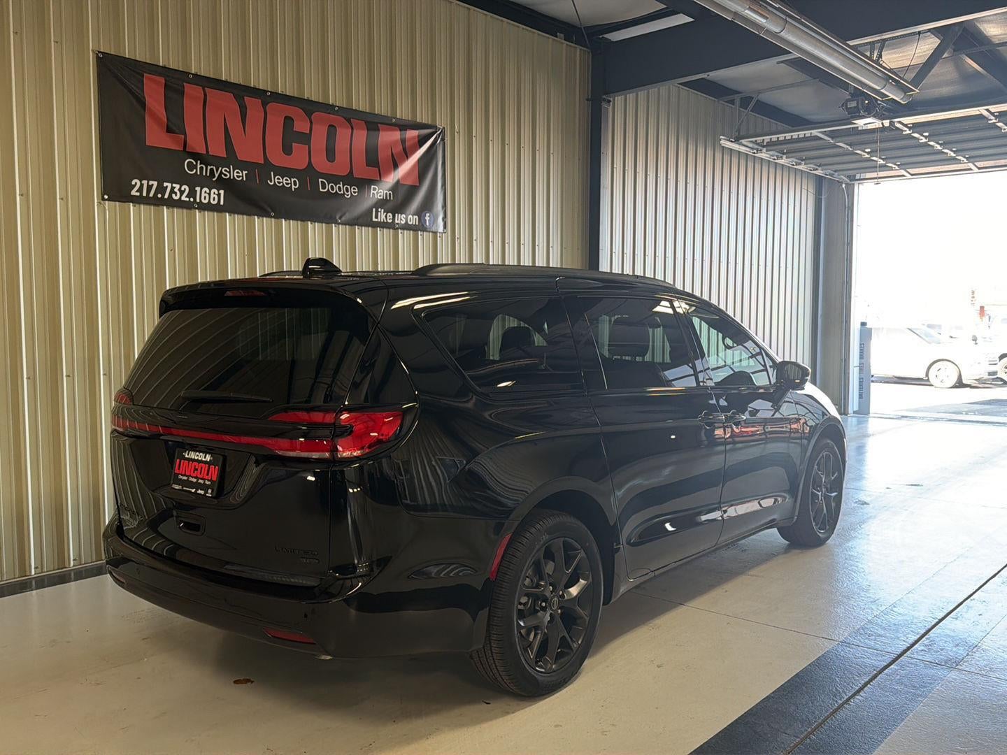 2026 Chrysler Pacifica Limited