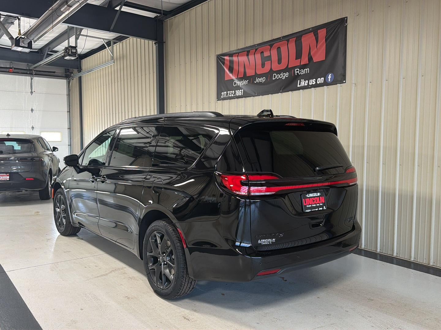 2026 Chrysler Pacifica Limited