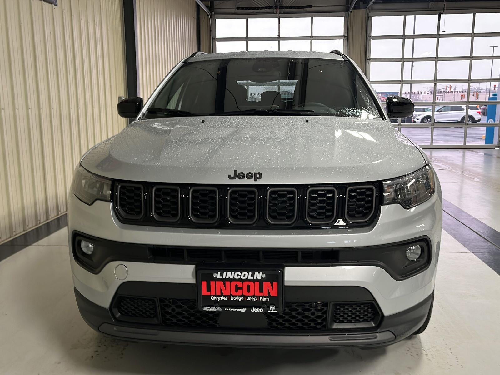 2026 Jeep Compass Latitude Altitude