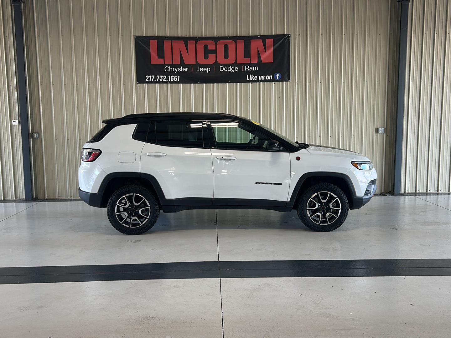 2025 Jeep Compass Trailhawk