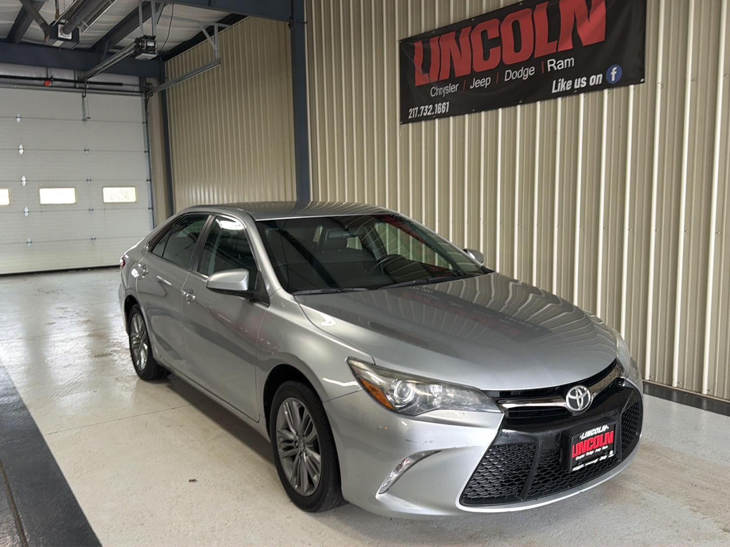 2017 Toyota Camry LE