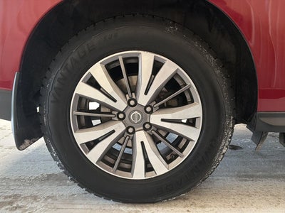 2018 Nissan Pathfinder SL