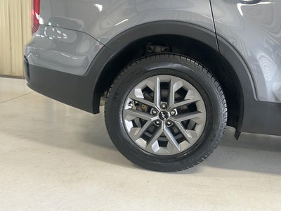 2023 Kia Telluride LX